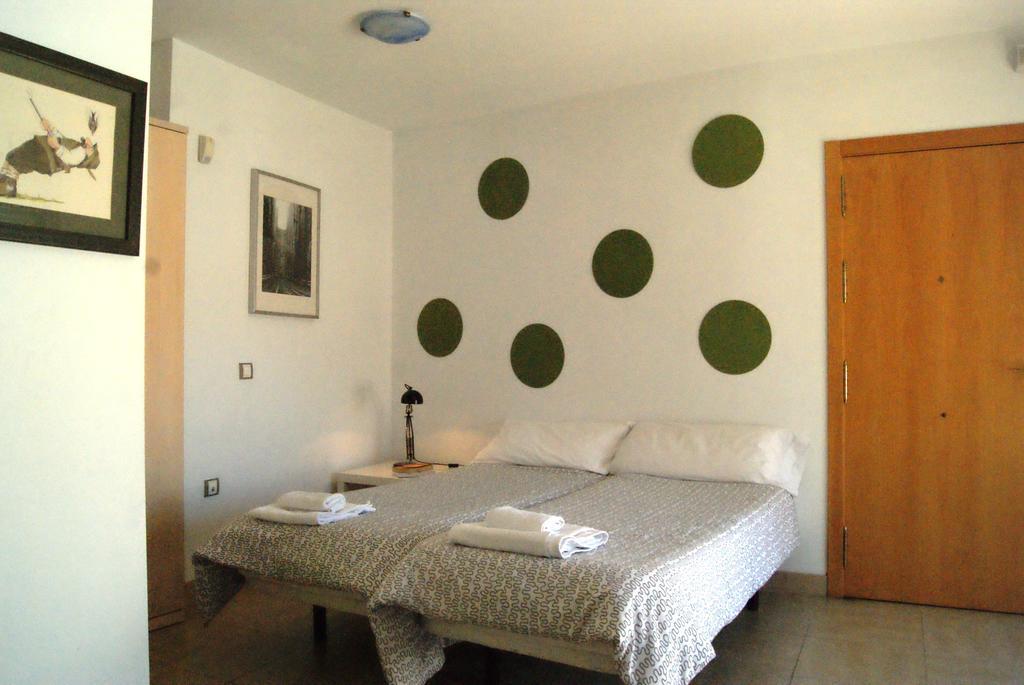 Apartamentos Turisticos La Encarnacion Seville Exterior photo
