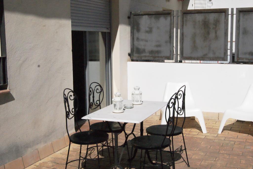 Apartamentos Turisticos La Encarnacion Seville Exterior photo